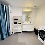 Aday -modern 3 Bedrooms In Langholt Appartement Vodskov