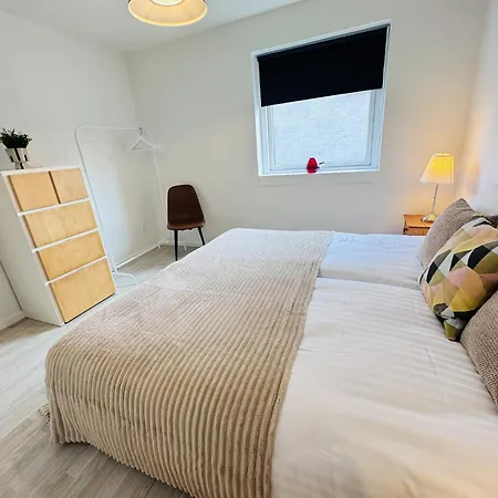 Lägenhet Aday -modern 3 Bedrooms In Langholt *