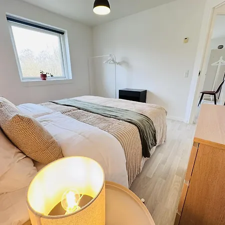 Aday -modern 3 Bedrooms In Langholt Lägenhet Vodskov