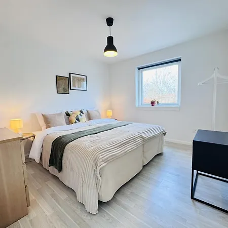Aday -modern 3 Bedrooms In Langholt *