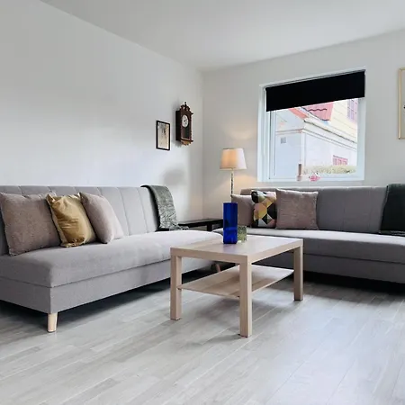 Aday -modern 3 Bedrooms In Langholt Lägenhet Vodskov