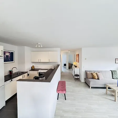 Aday -modern 3 Bedrooms In Langholt *