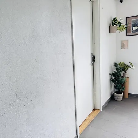 Aday -modern 3 Bedrooms In Langholt Lägenhet