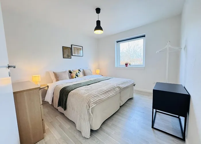Aday -modern 3 Bedrooms In Langholt *